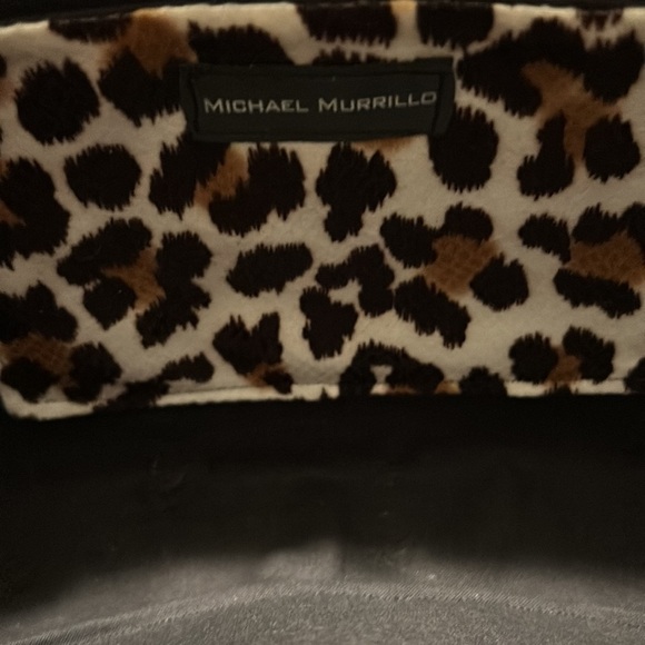 Michael Murrillo Handcrafted Black Handbag with Wooden Handles - Picture 5 of 7